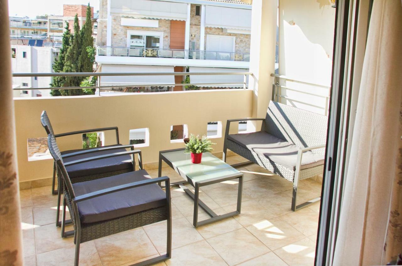 Charming Apartment Near Athens Center And The Sea Bagian luar foto