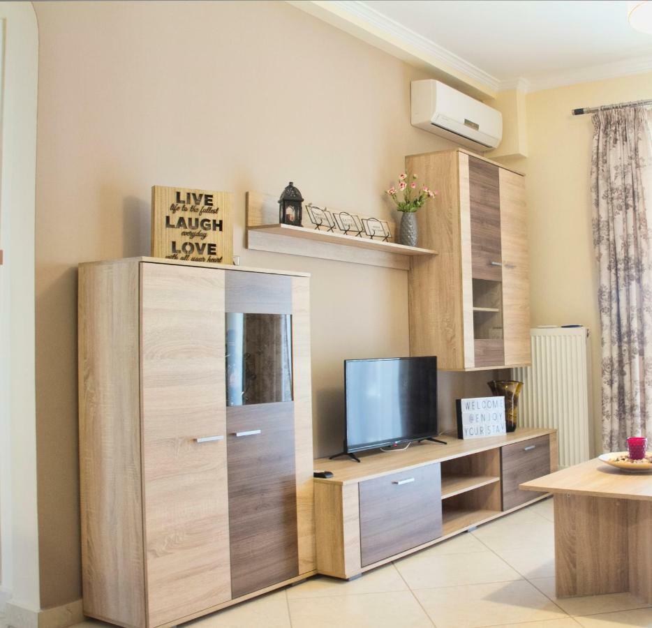 Charming Apartment Near Athens Center And The Sea Bagian luar foto